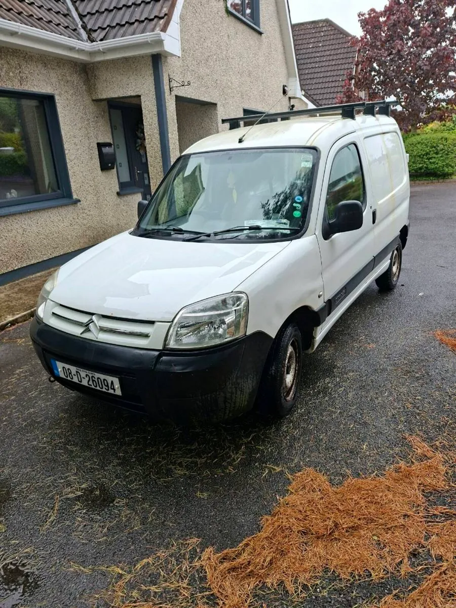 Car - Image 2