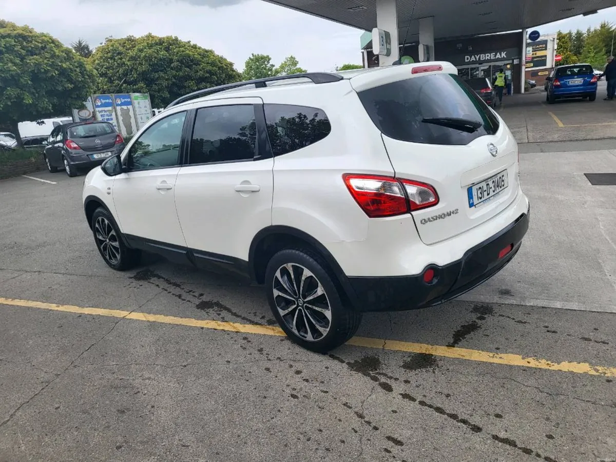 131 Nissan - Image 2