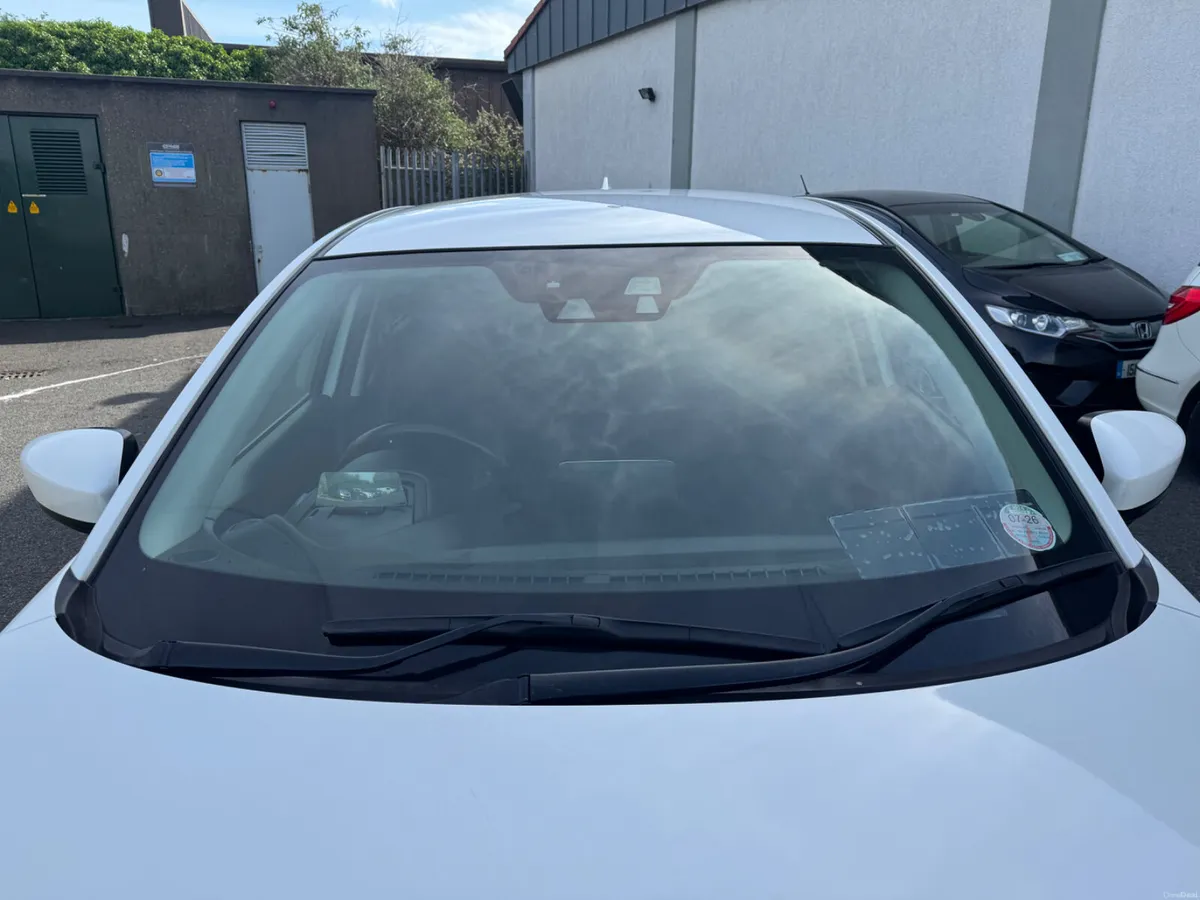 Mazda Demio 2016 Automatic Full option - Image 4