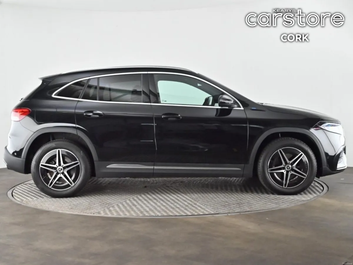 Mercedes-Benz AMG Eqa 250 Amg Line  AMG Line  EQA - Image 2