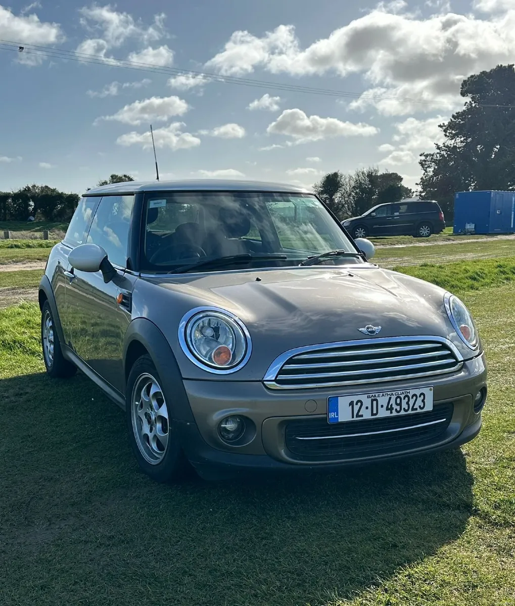Mini Cooper 2012 - Image 1