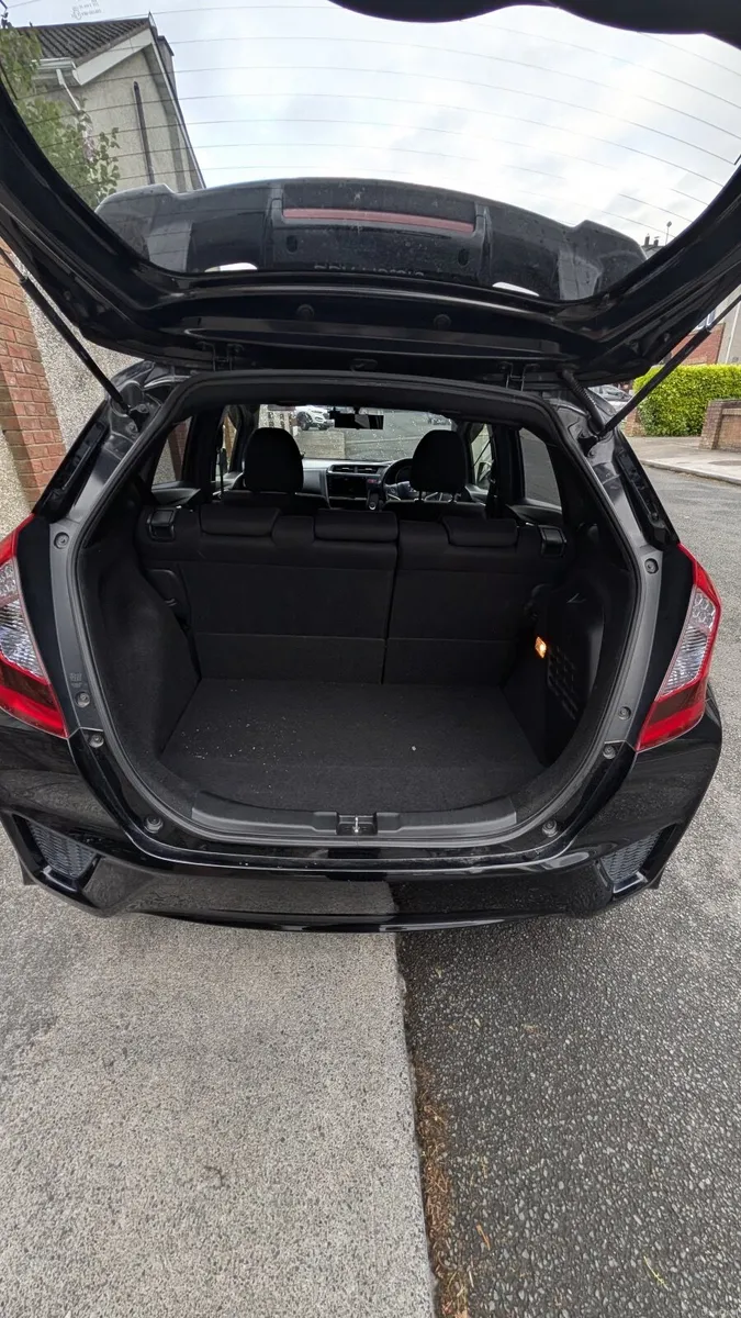 Honda Fit 2014 - Image 3