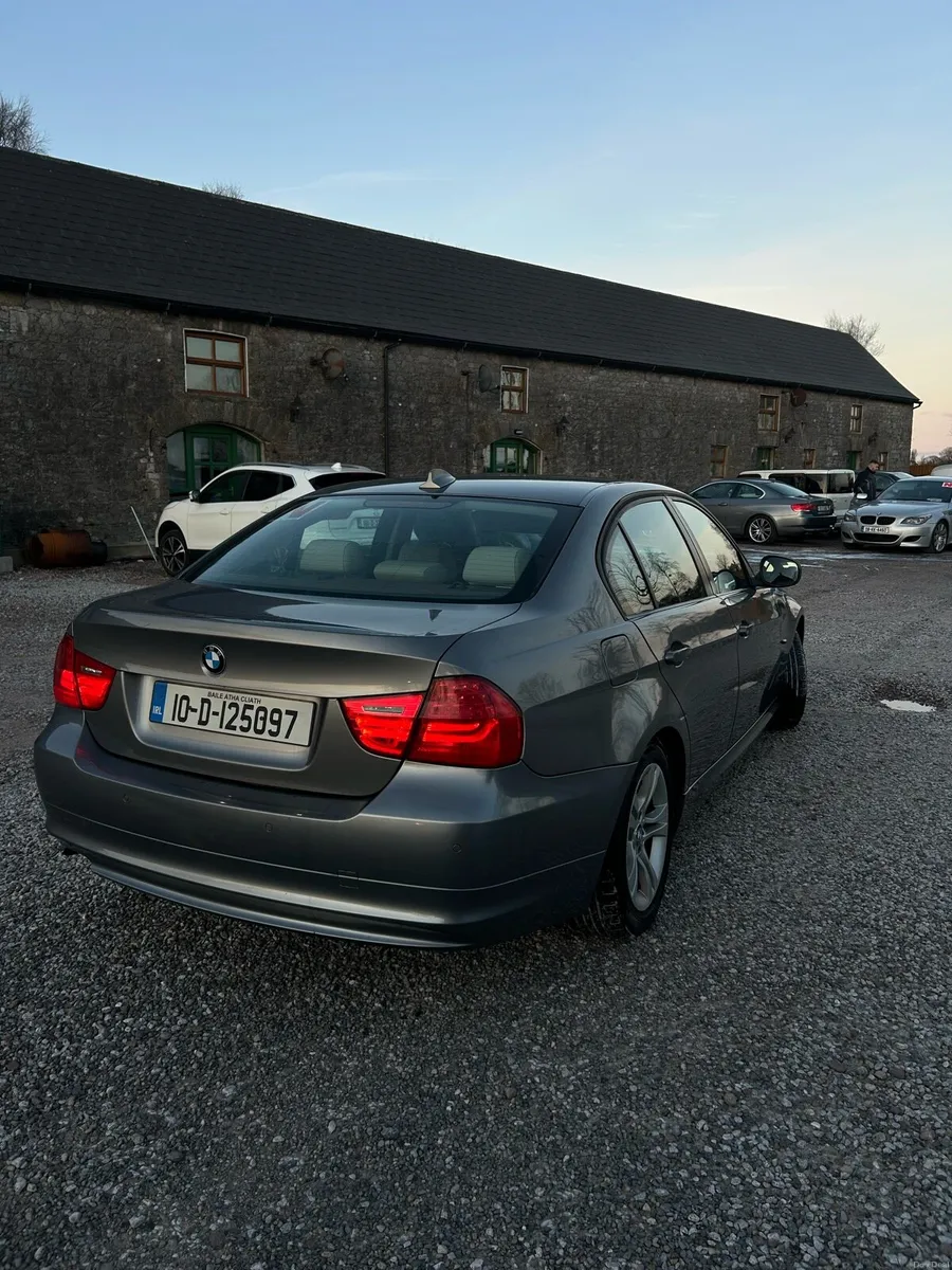 Bmw e90 318d 2010 & A4 B8 - Image 4