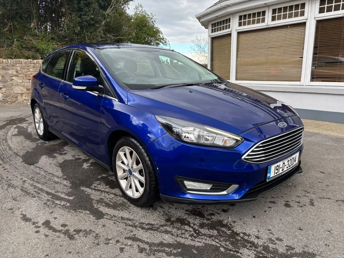 Ford Focus 2019 - Image 3