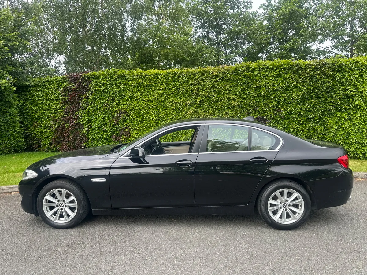 BMW 5-Series 2011 Low Kms Automatic - Image 4