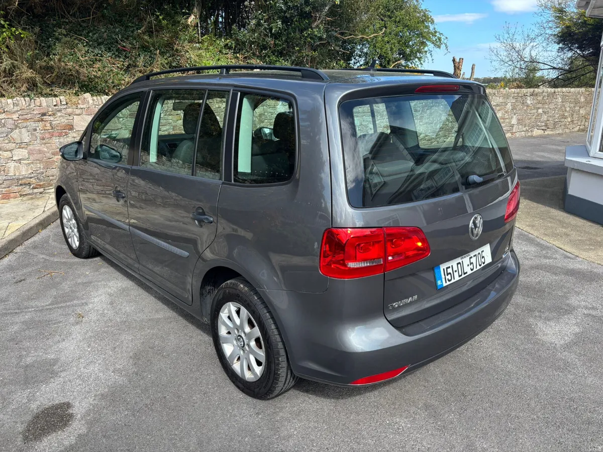 Volkswagen Touran 2015 - Image 4