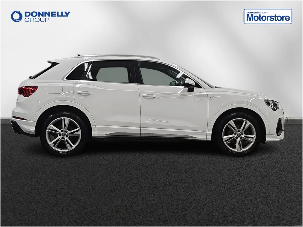 Audi Q3 Diesel Estate S Line - Image 3