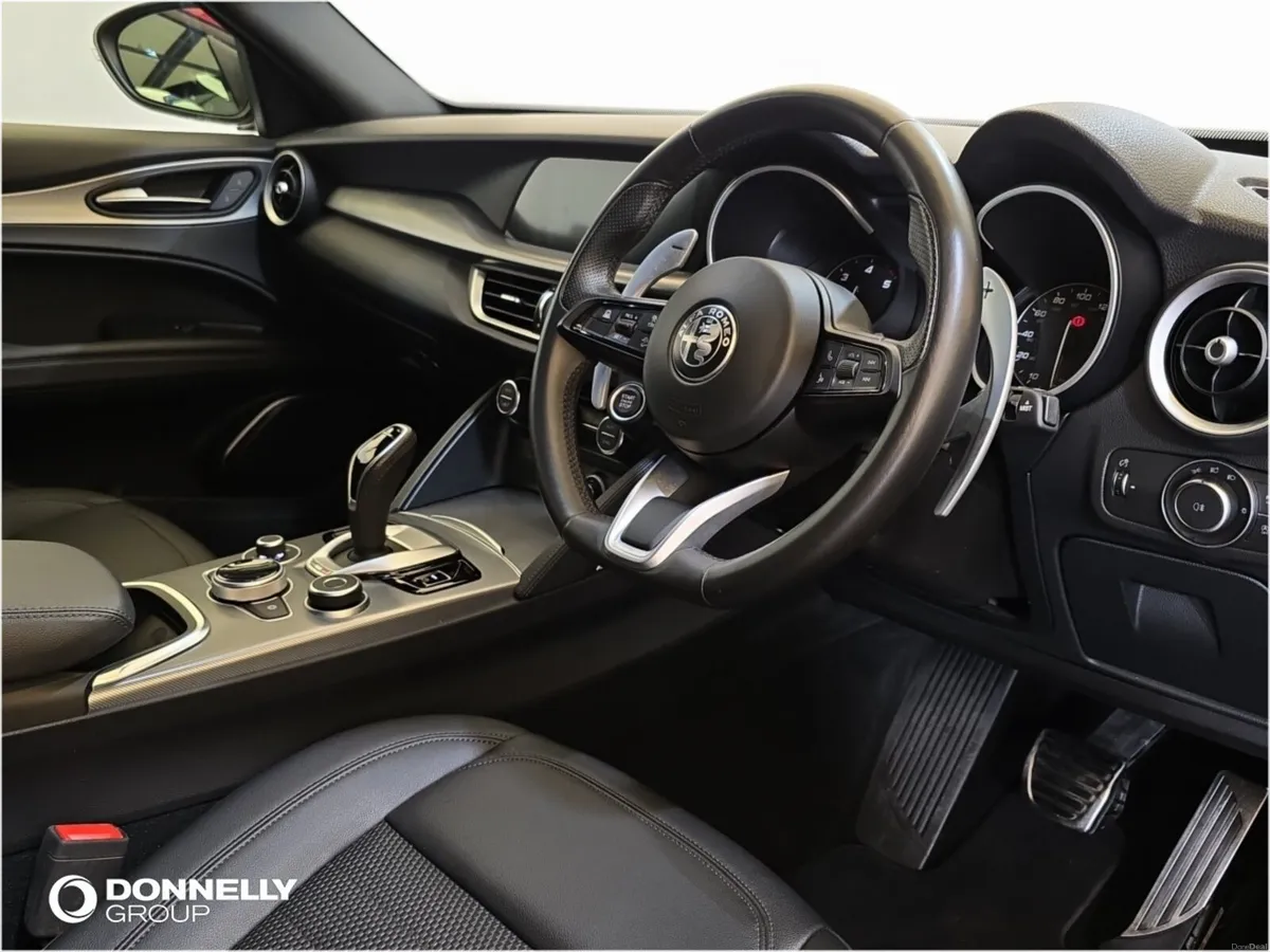 Alfa Romeo Stelvio Diesel Estate Sprint - Image 4
