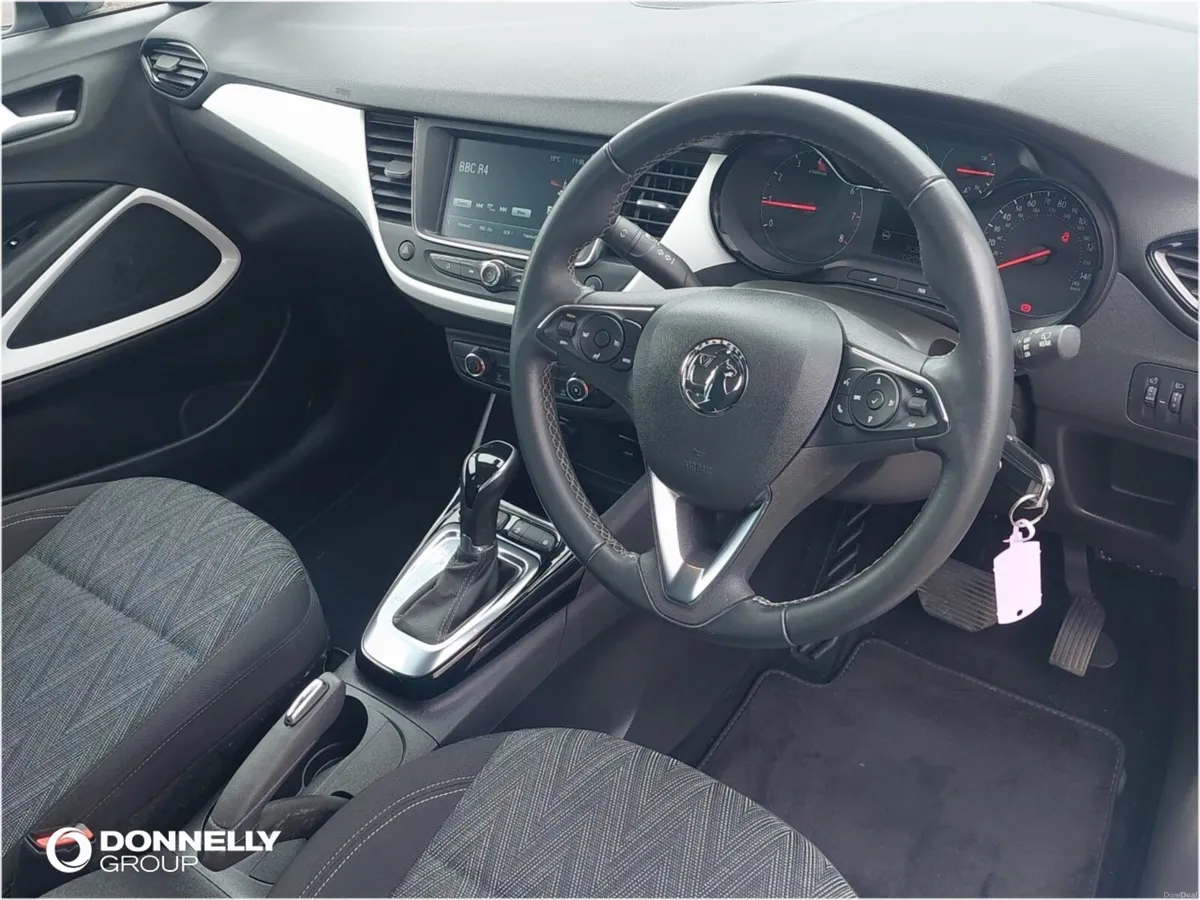 Vauxhall Crossland X Hatchback Griffin - Image 4