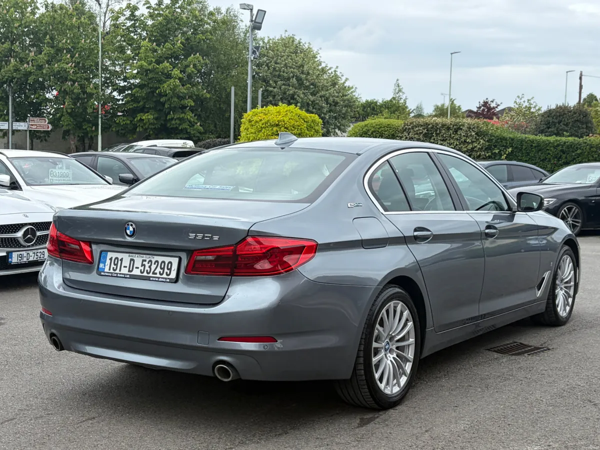 191 BMW 530E Auto FSH *Low Kils* - Image 5