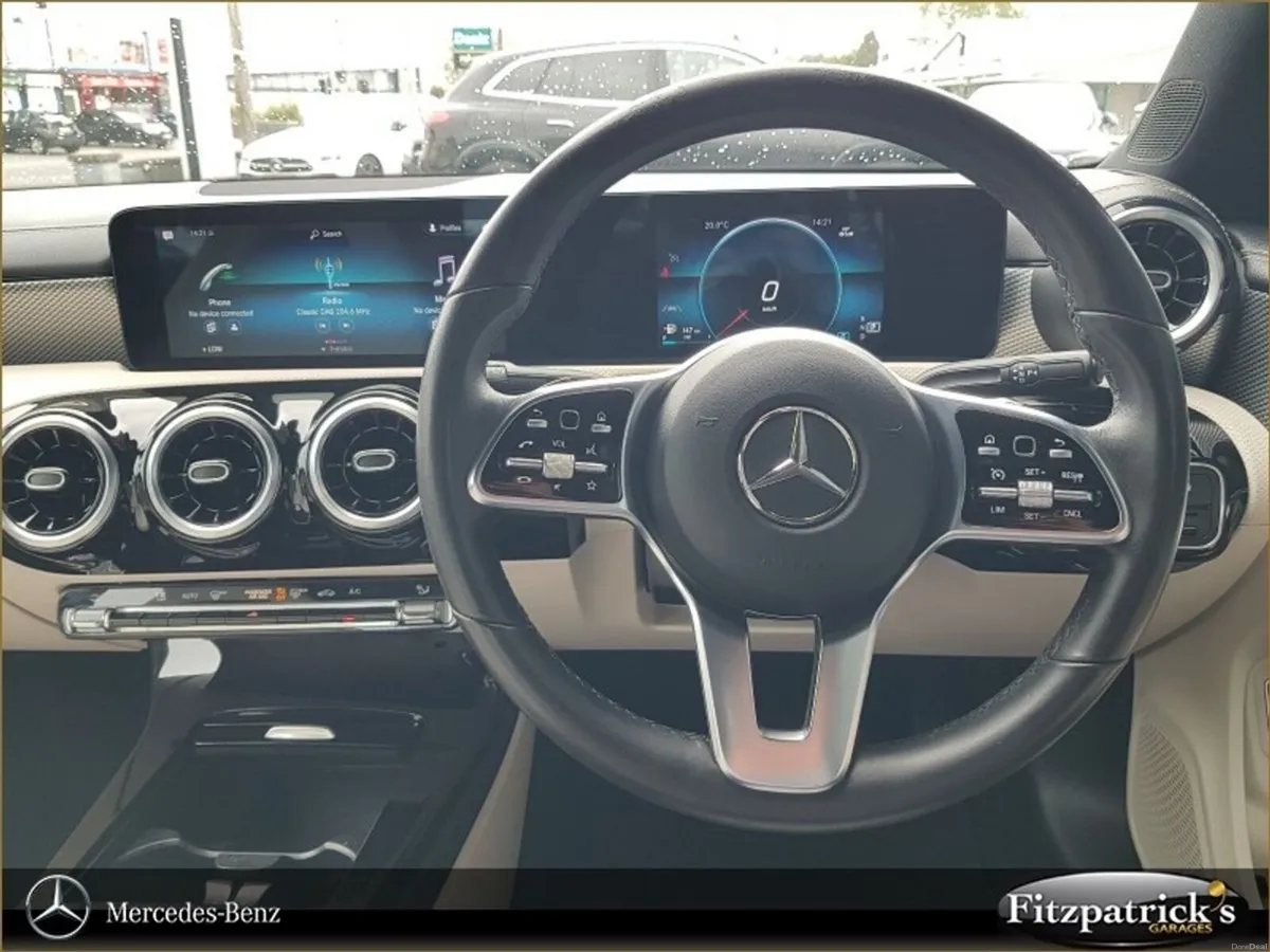 Mercedes-Benz CLA CLA200d Coup A/T Progressive - Image 2