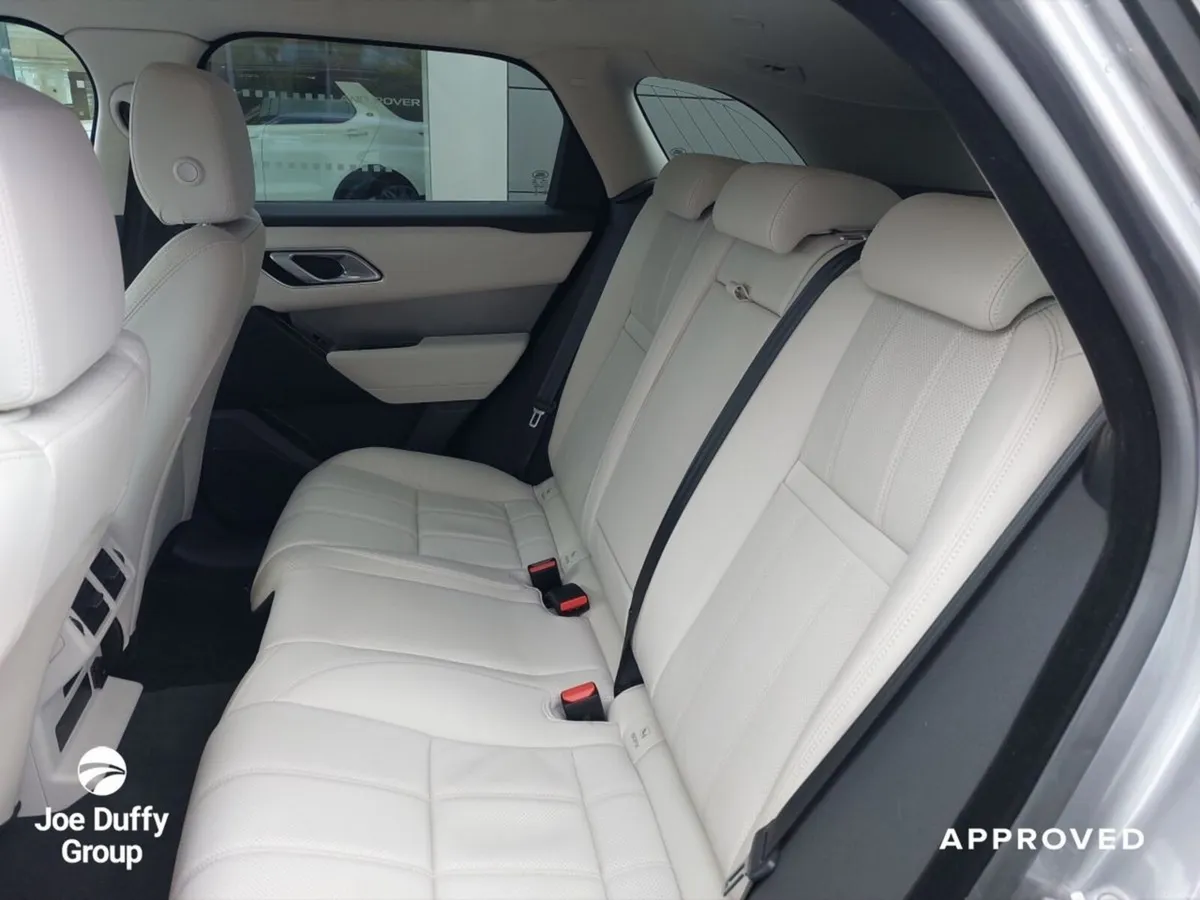 Land Rover Range Rover Velar R-Dynamic S 2.0 I4 PH - Image 5