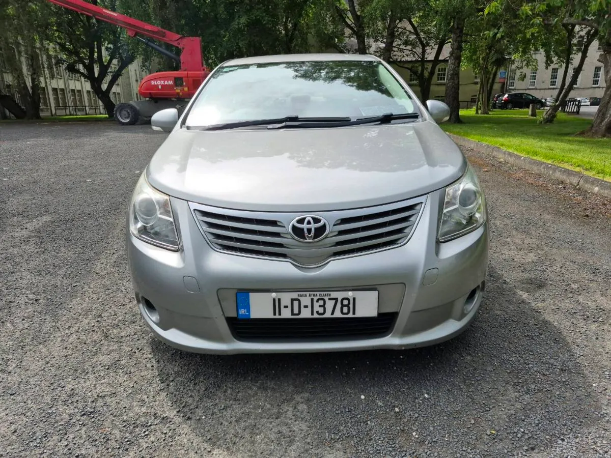 2011 Toyota Avensis 2.0 D-4D - Image 2
