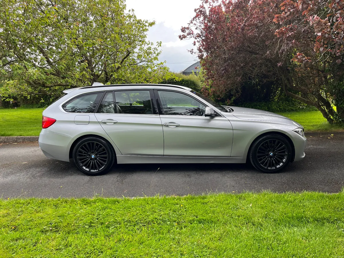 BMW 3-Series 2013 320D TOURING - Image 1