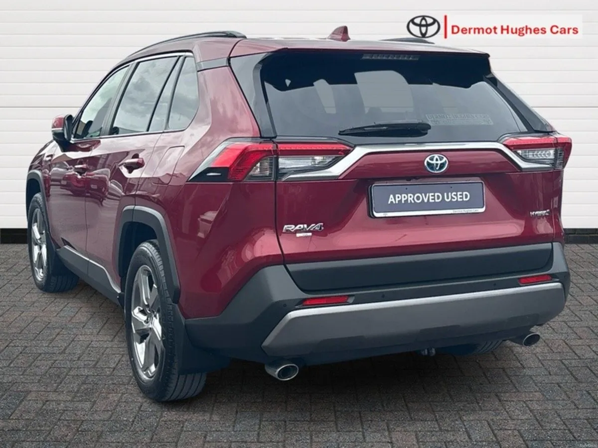 Toyota RAV4 HYBRID SOL 2WD - Image 2
