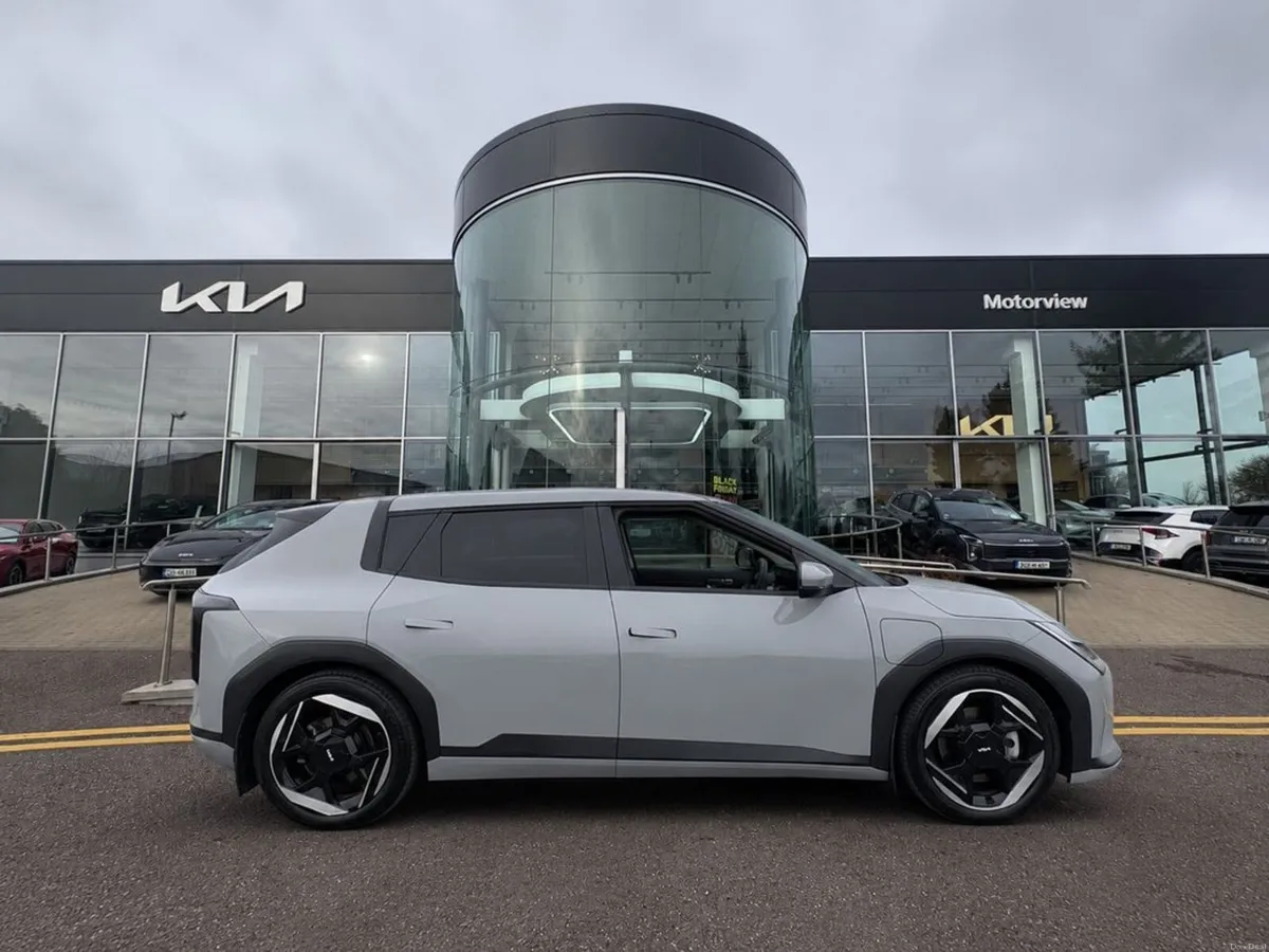 Kia EV4 EV4 5HB Earth K3 LR 5DR Auto - Image 1