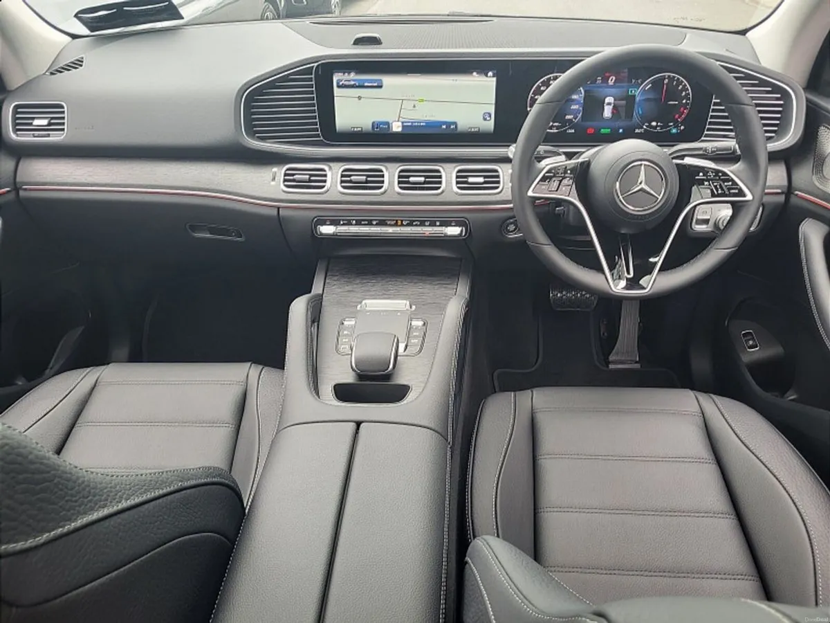 Mercedes-Benz GLE GLE350de PHEV 4MATIC AMG SPORT E - Image 4