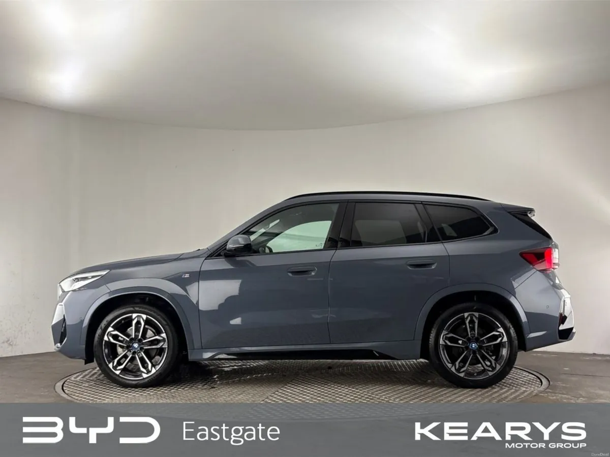 BMW iX1 eDrive20 M Sport - Image 4