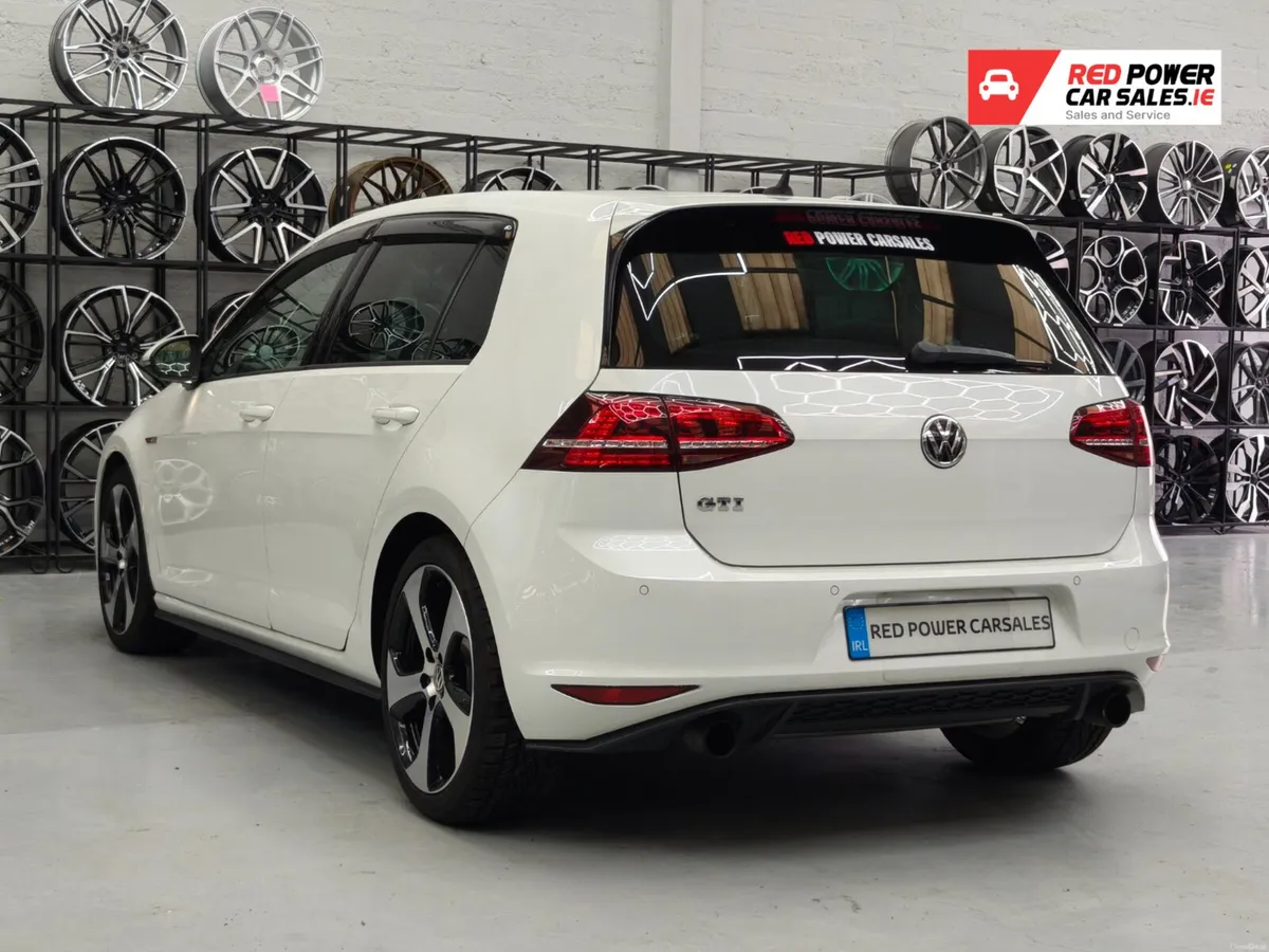 2015 VOLKSWAGEN GOLF GTI 2.0 TSI DSG AUTO - Image 4
