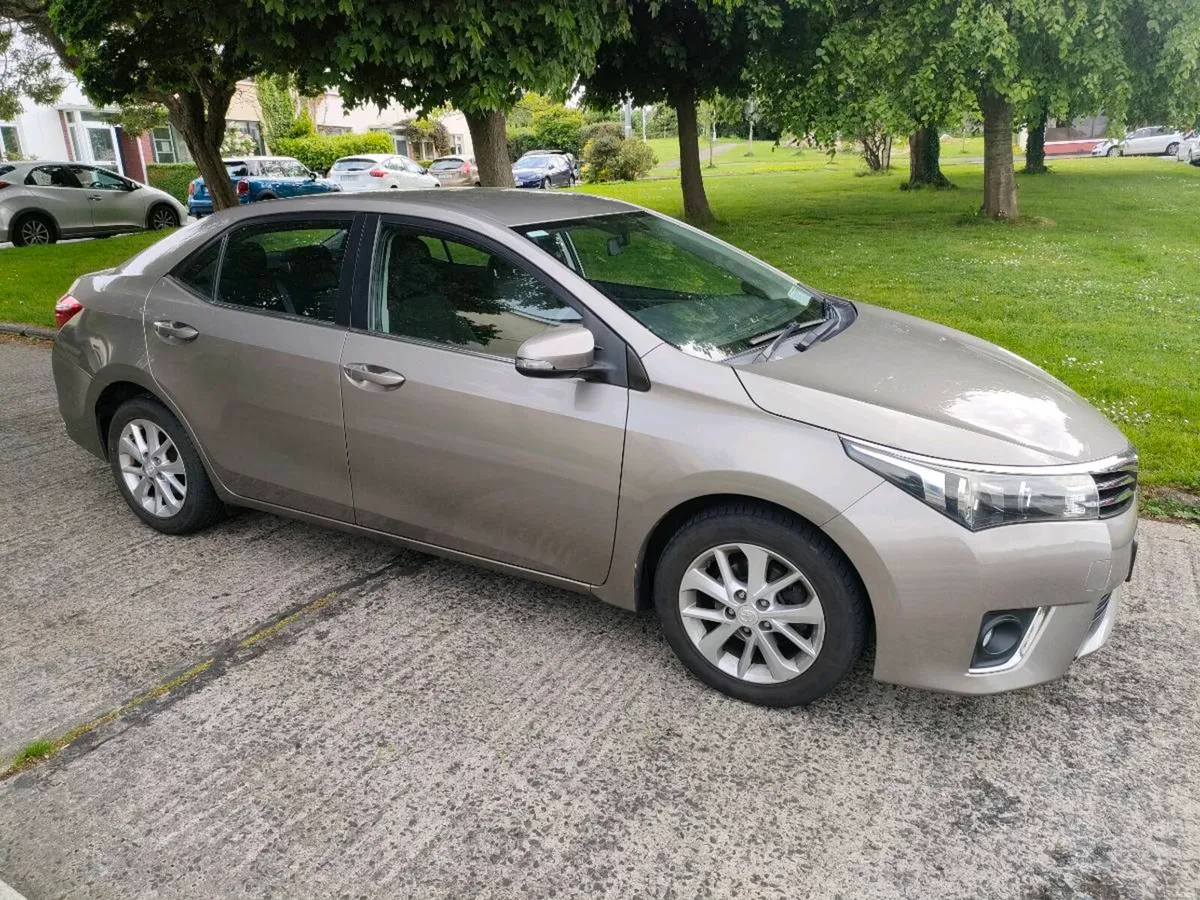Toyota Corolla Luna - Image 2