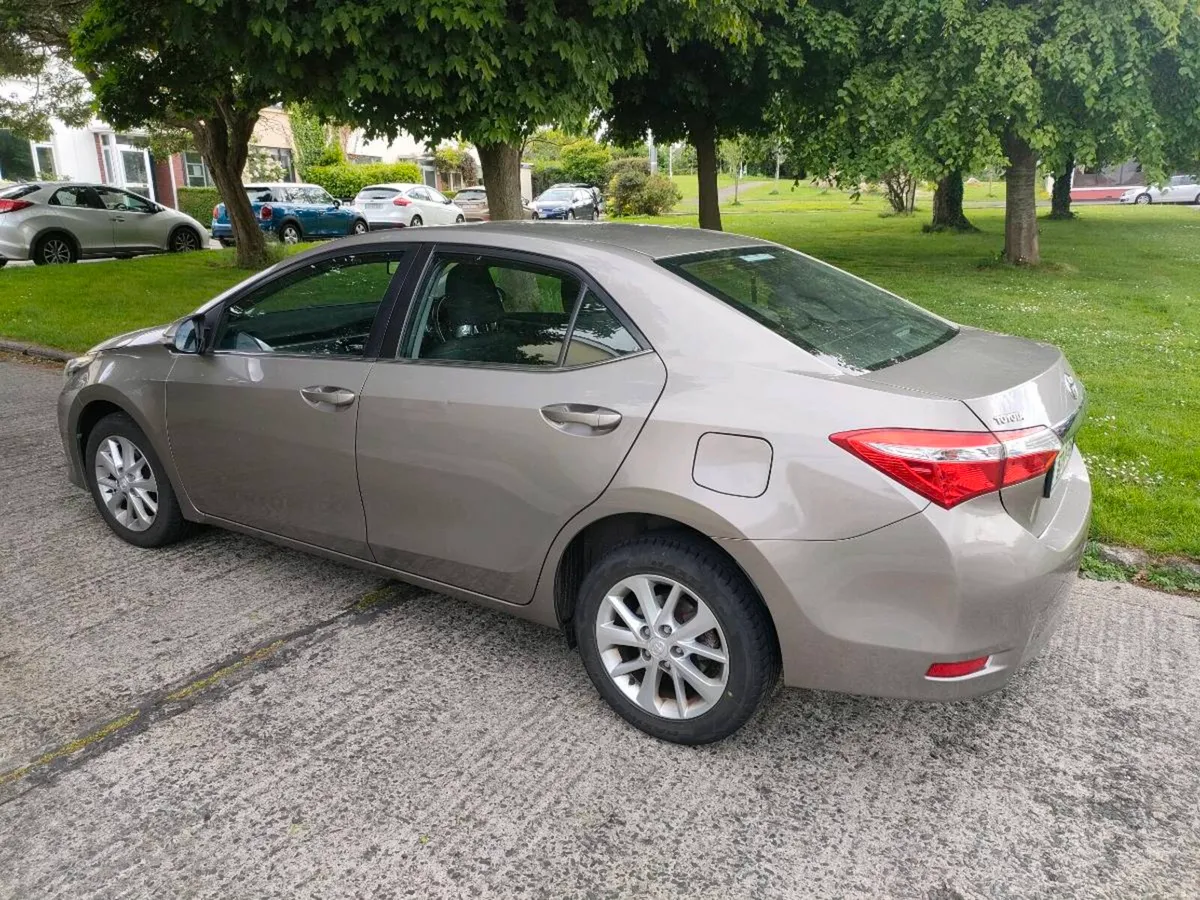 Toyota Corolla Luna - Image 4