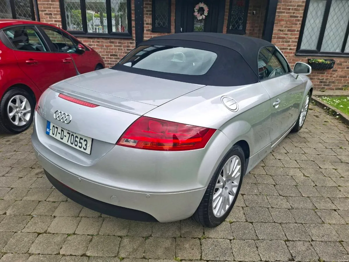 AUDI TT CONVERTIBLE 2007 VERY CLEAN CAR - Image 3