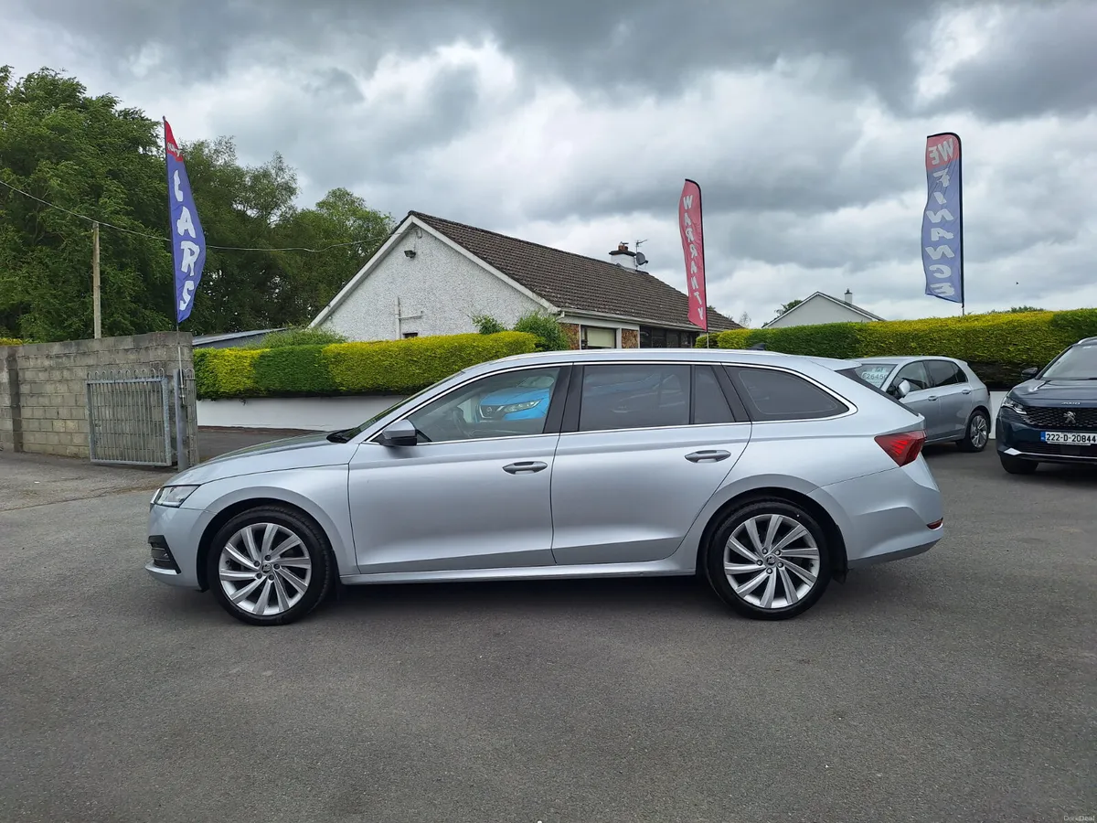 Skoda Octavia Estate 2.0 TDI STYLE *High Spec - Image 2