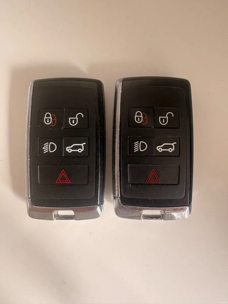 Jaguar E-Pace D 4x2 - Image 3