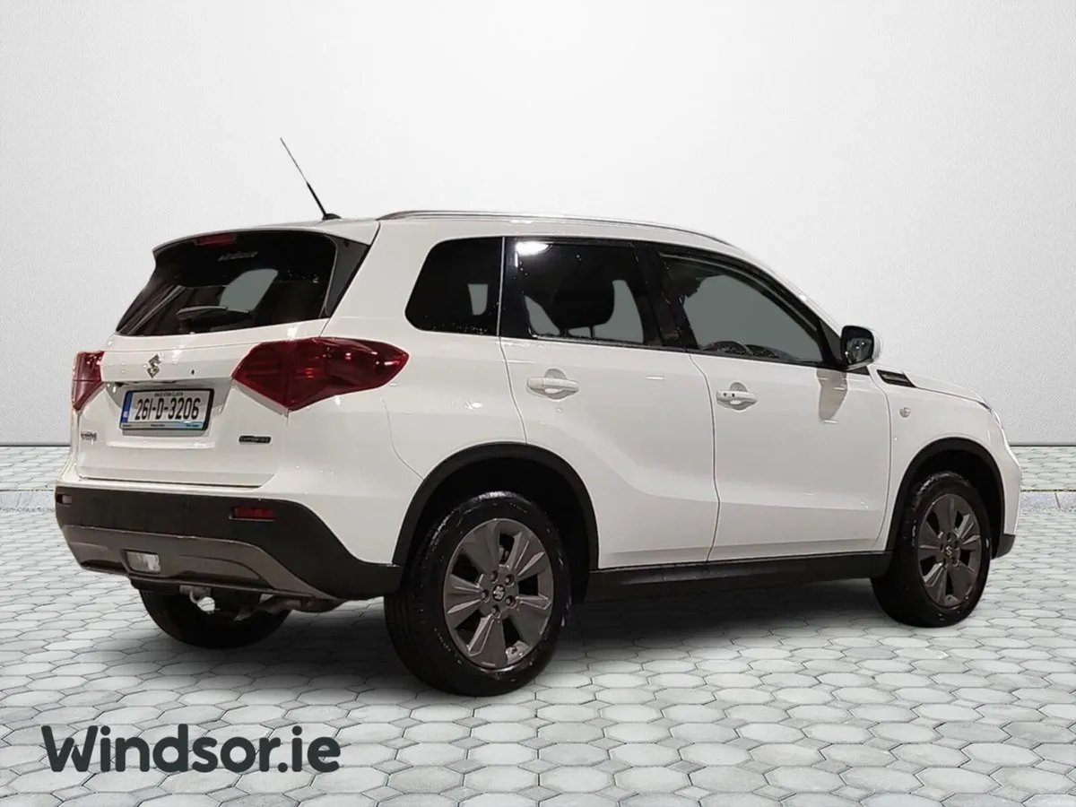 Suzuki Vitara Vitara 1.5 Full Hybrid Motion AGS - Image 2