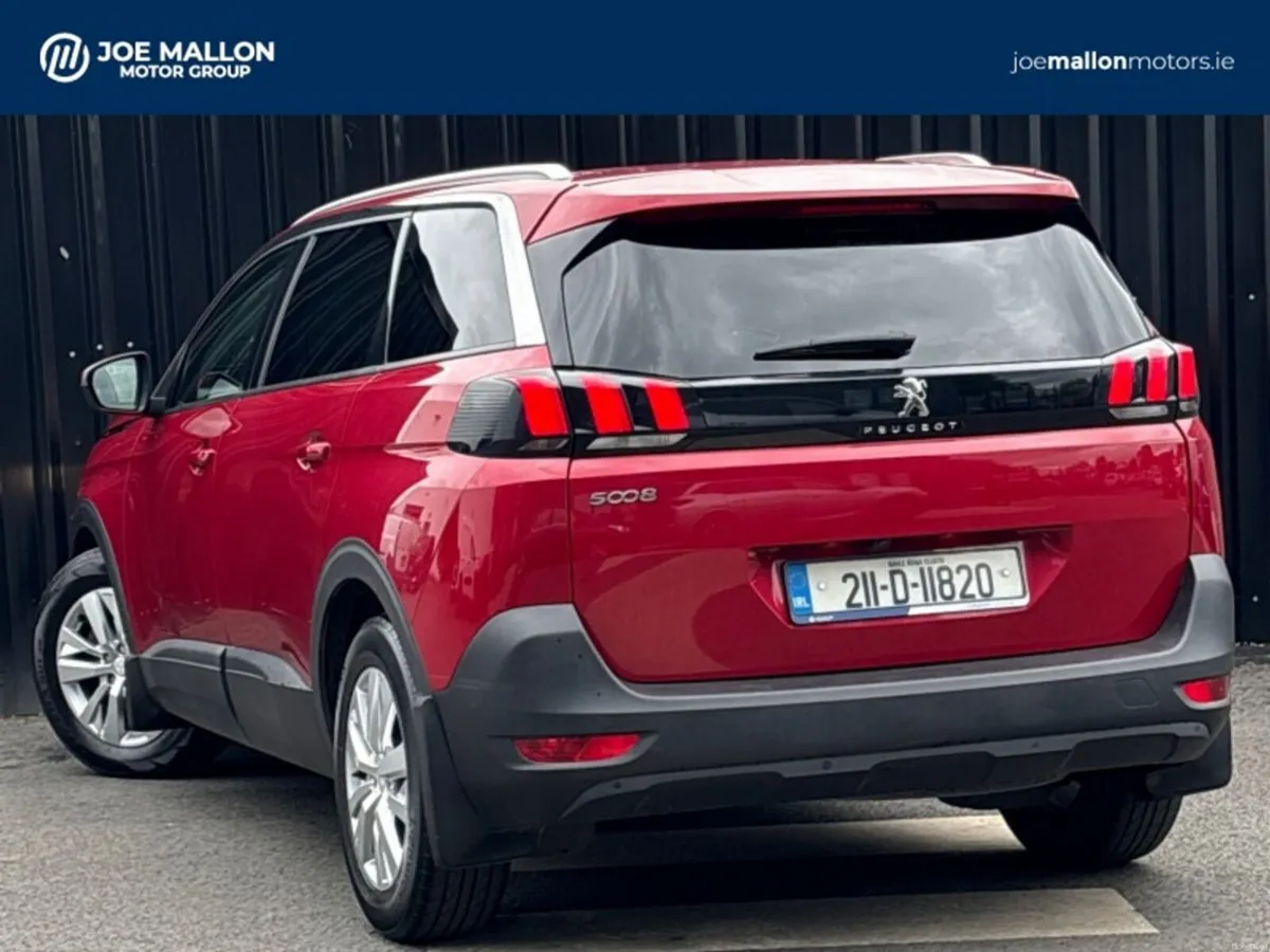 Peugeot 5008 1.5 BlueHDi 130bhp Allure Automatic * - Image 3