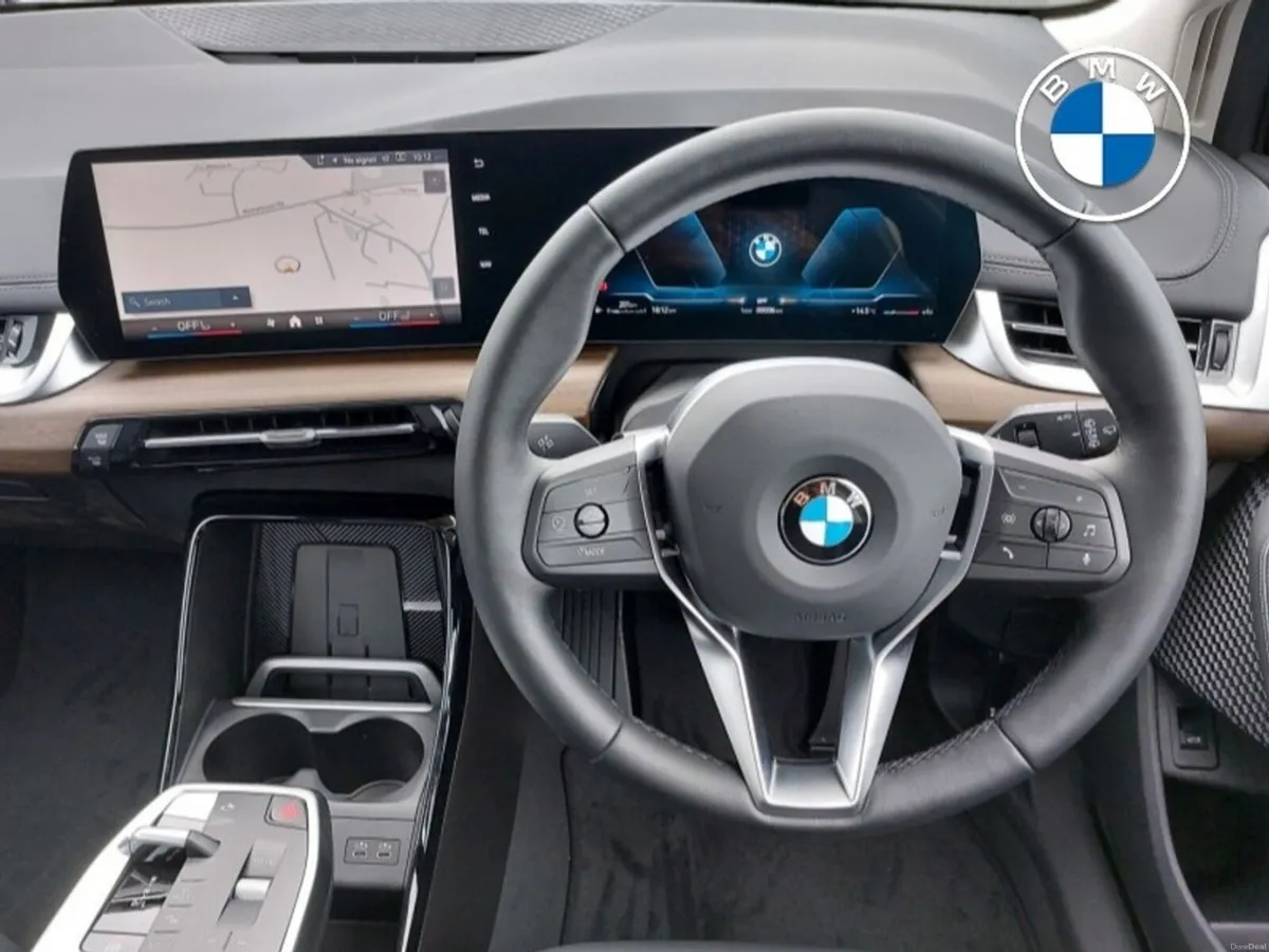 BMW 2-Series 220i Luxury Active Tourer - Image 5
