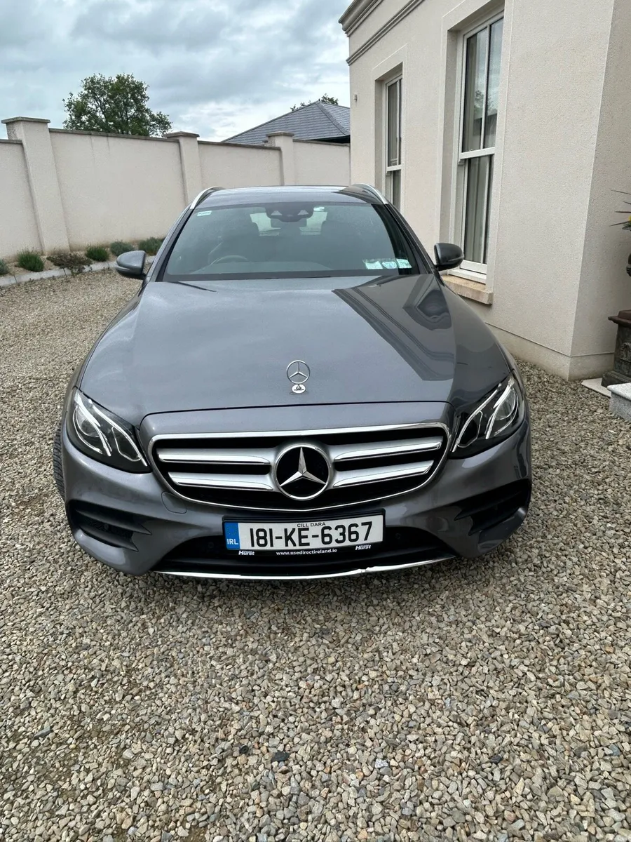 Mercedes E Class Estate 220d - Image 2