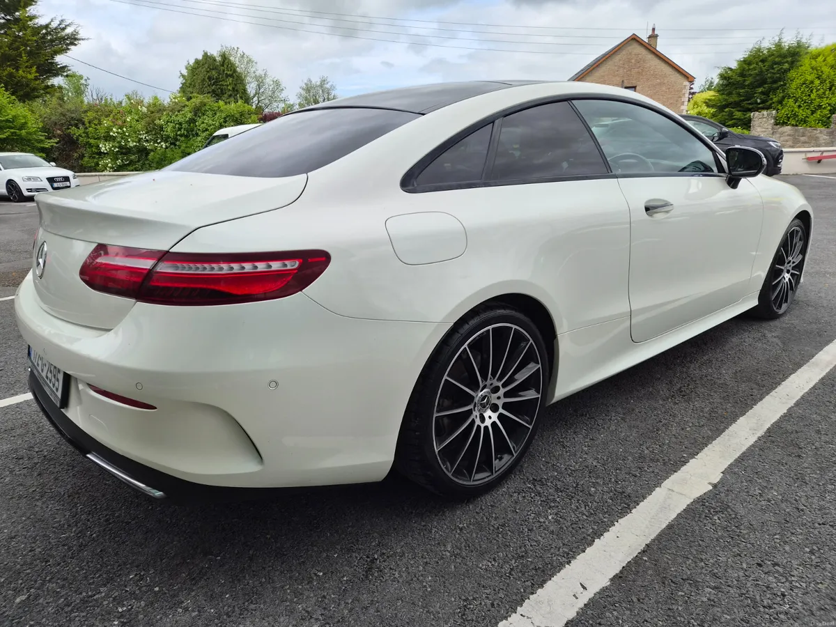 Mercedes-Benz E-Class 2017 2.0L Diesel - Image 3