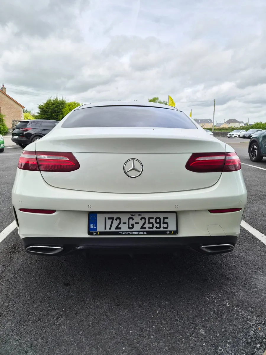 Mercedes-Benz E-Class 2017 2.0L Diesel - Image 4