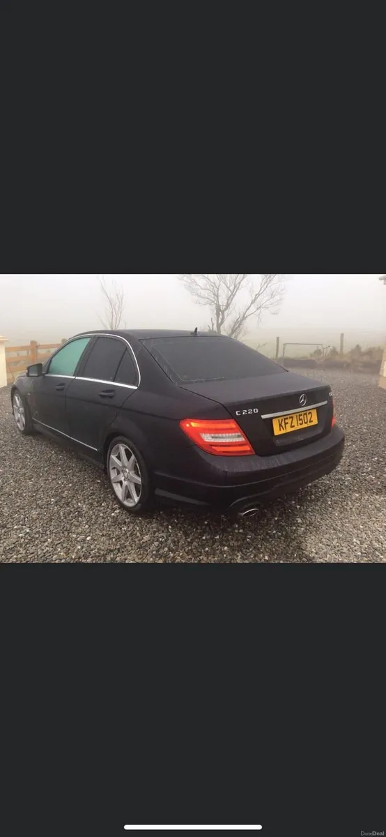 Mercedes-Benz C-Class 2012 - Image 2