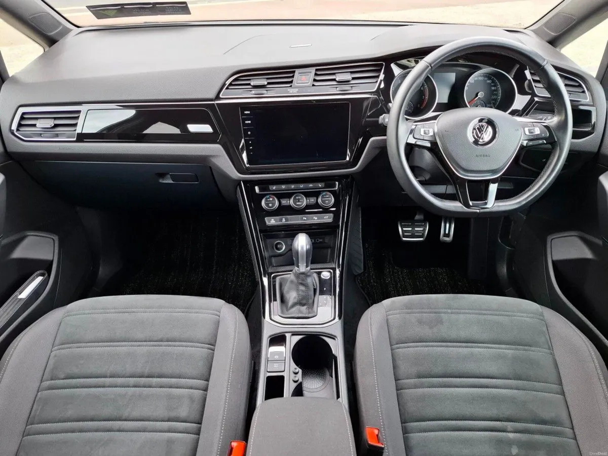 Volkswagen Touran R-LINE HIGHLINE 1.4 TSI PETROL A - Image 2