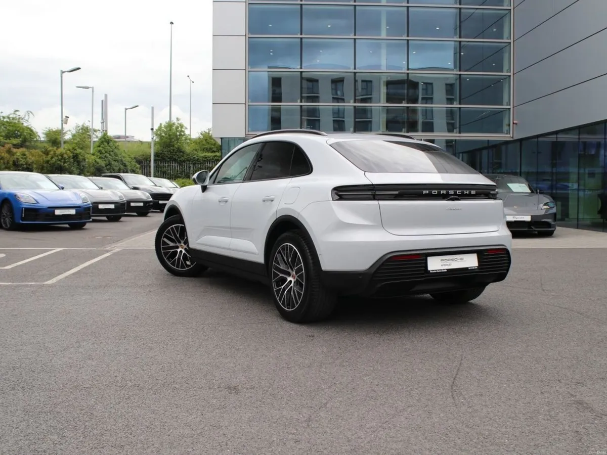 Porsche Macan Electric - Image 2