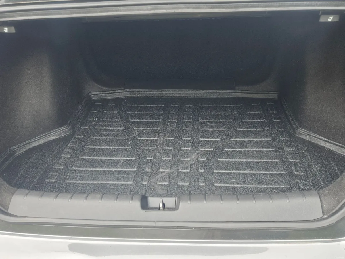 Honda Civic 2019 - Image 4