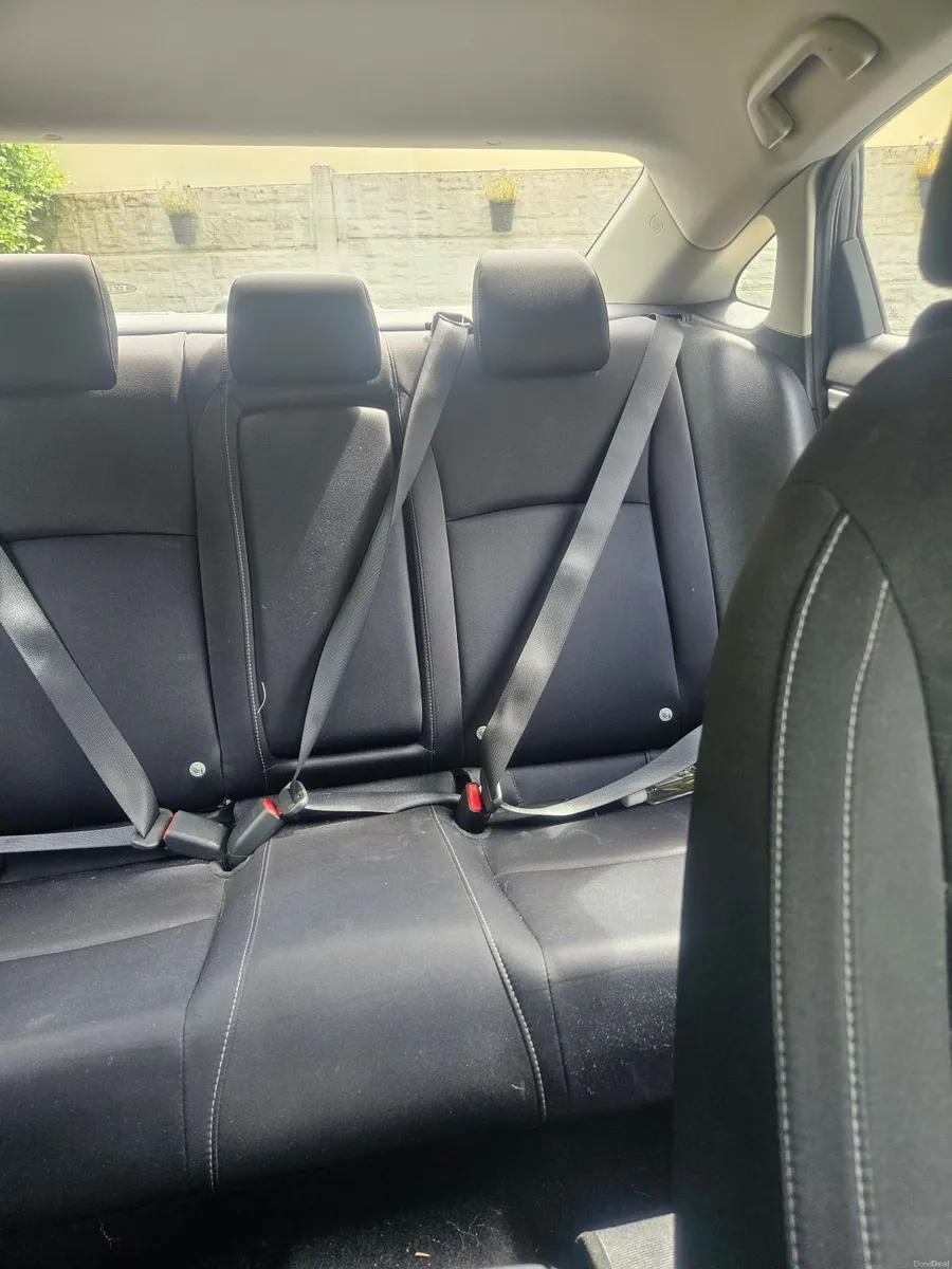 Honda Civic 2019 - Image 6