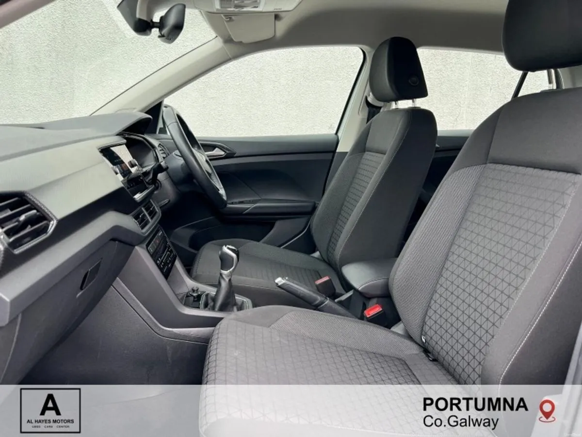 Volkswagen T-Cross Life 1.0 TSI 95HP - Image 4