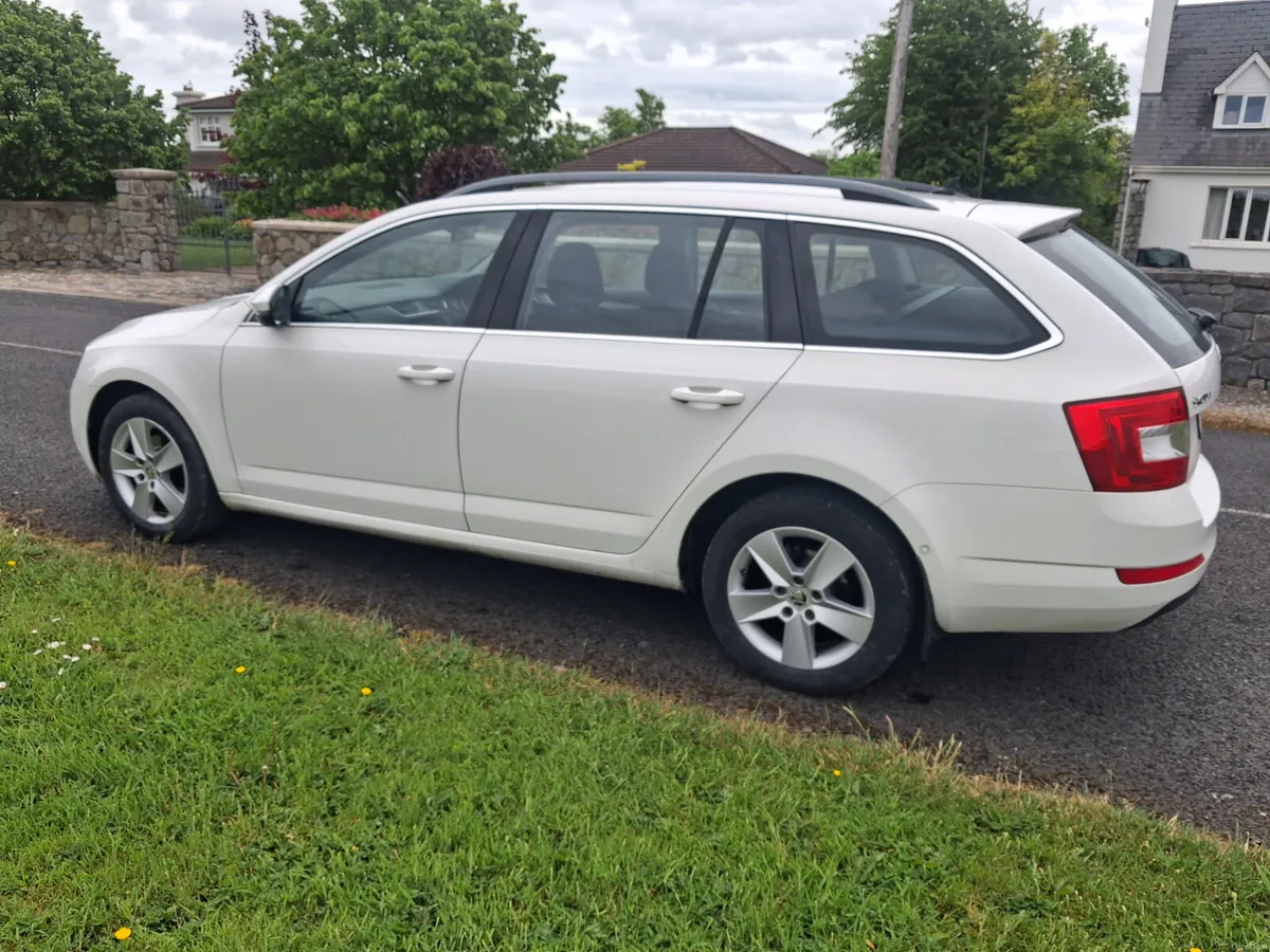 Skoda Octavia 2016 - Image 4
