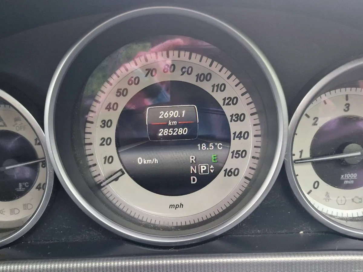 2013 Mercedes Benz - Image 3