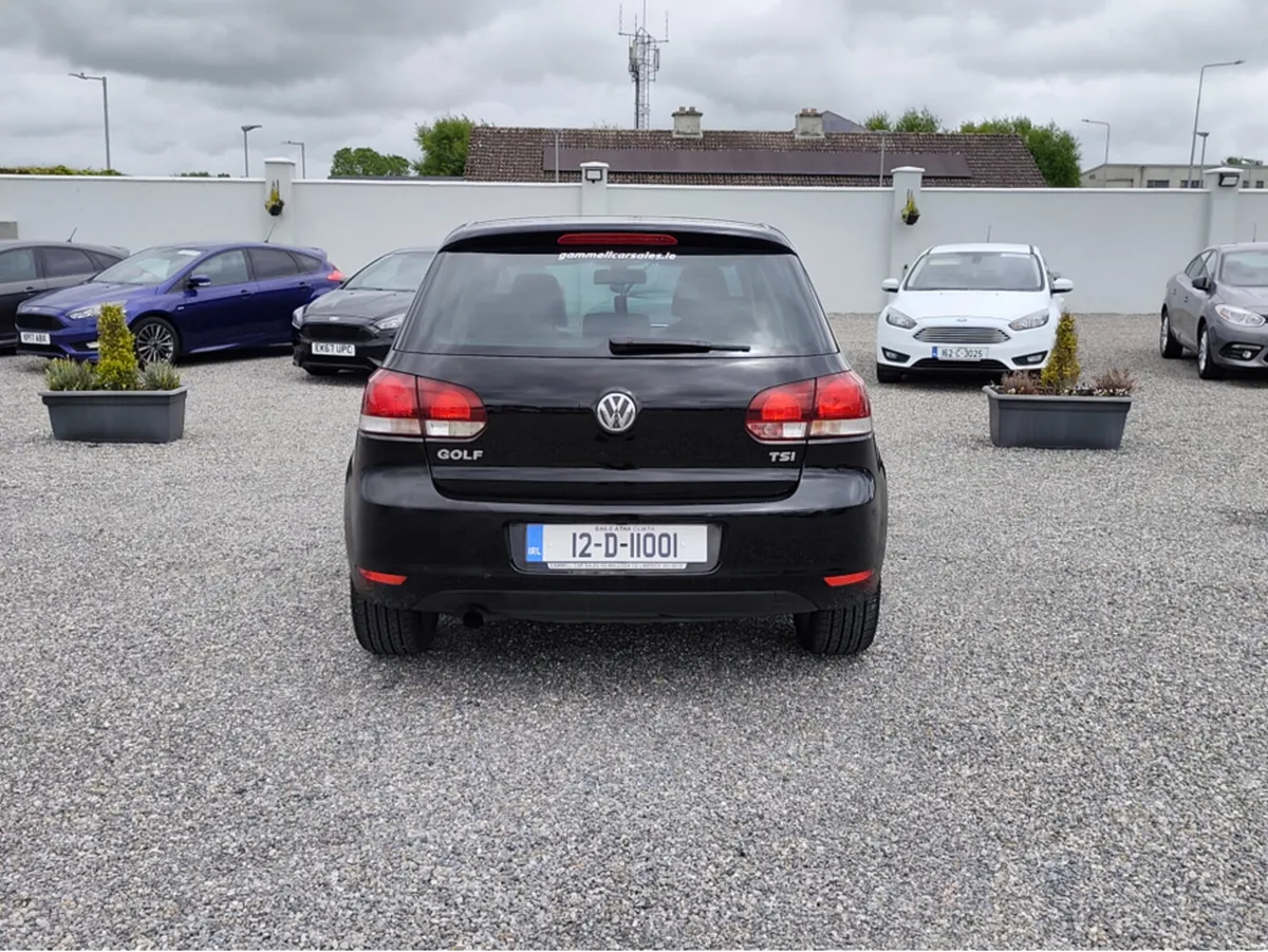 Volkswagen Golf HIGHLINE 1.2 TSI MANUAL 6SPEED FWD - Image 3