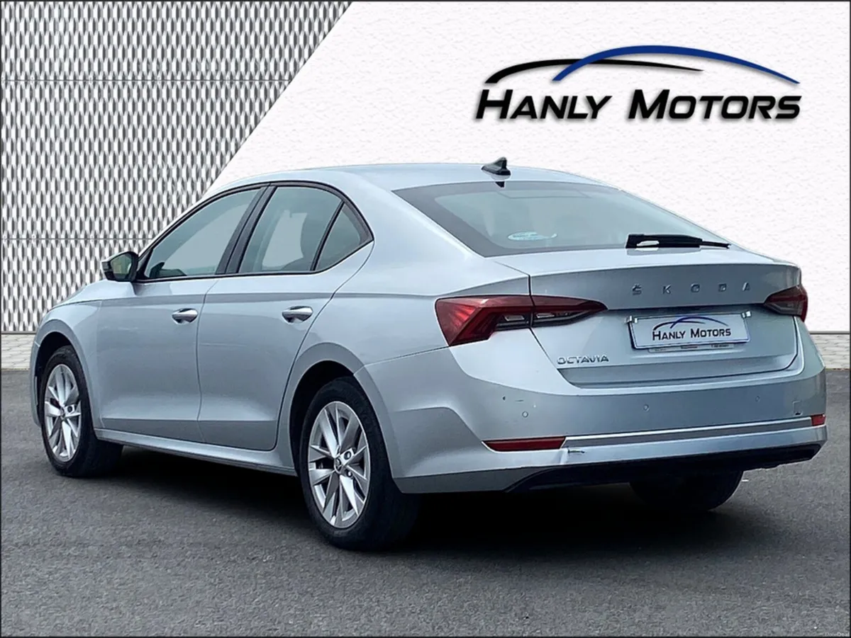 Skoda Octavia AMBITION 2.0 TDI 115 - Image 6