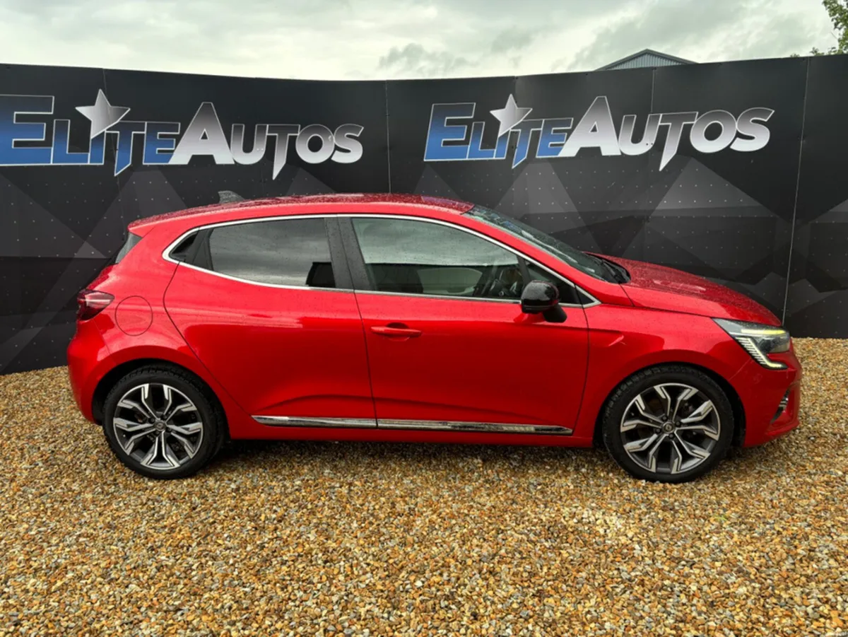 Renault Clio 1.3 TCE petrol automatic - Image 3