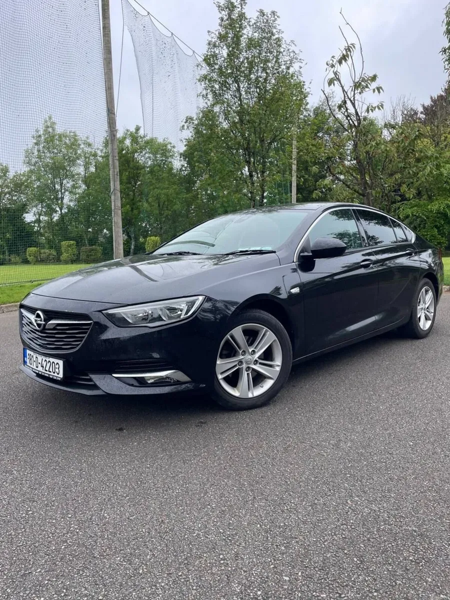 Opel Insignia ✅2-years NCT & High Spec - Image 1