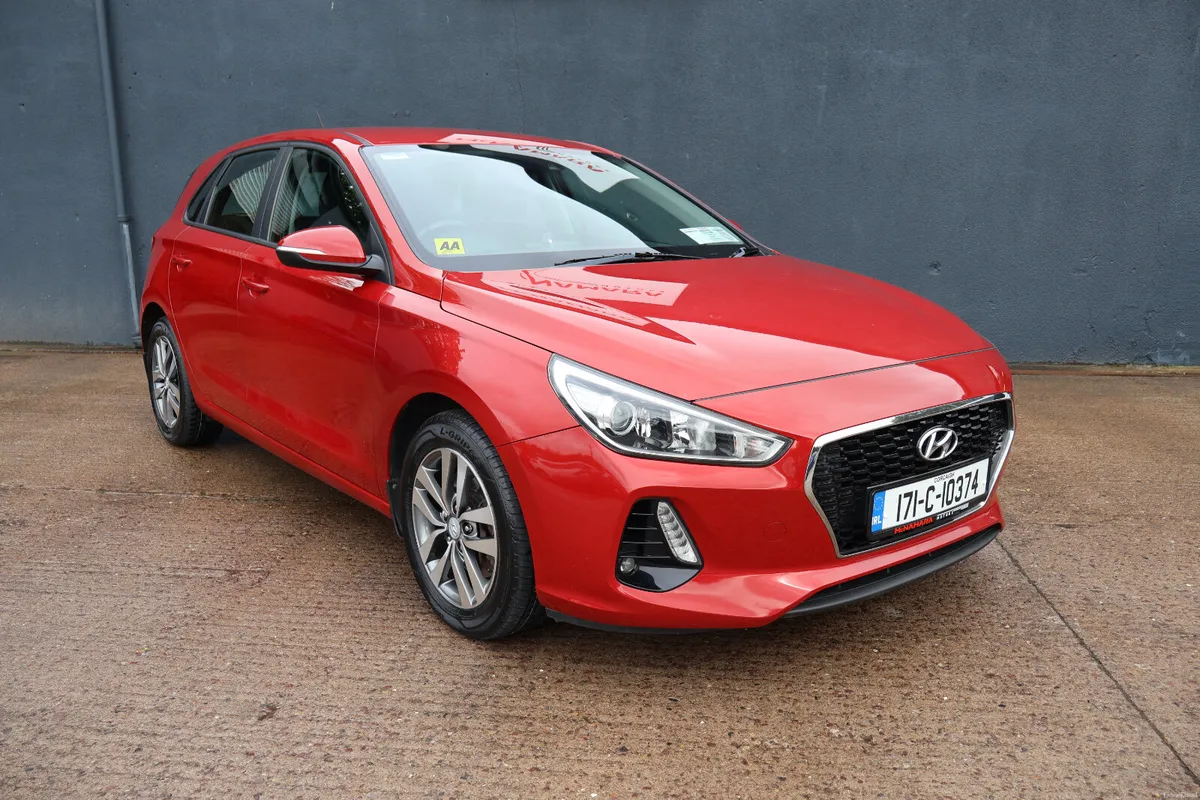 Hyundai i30 Deluxe Only 85,000Km Exceptional! - Image 3