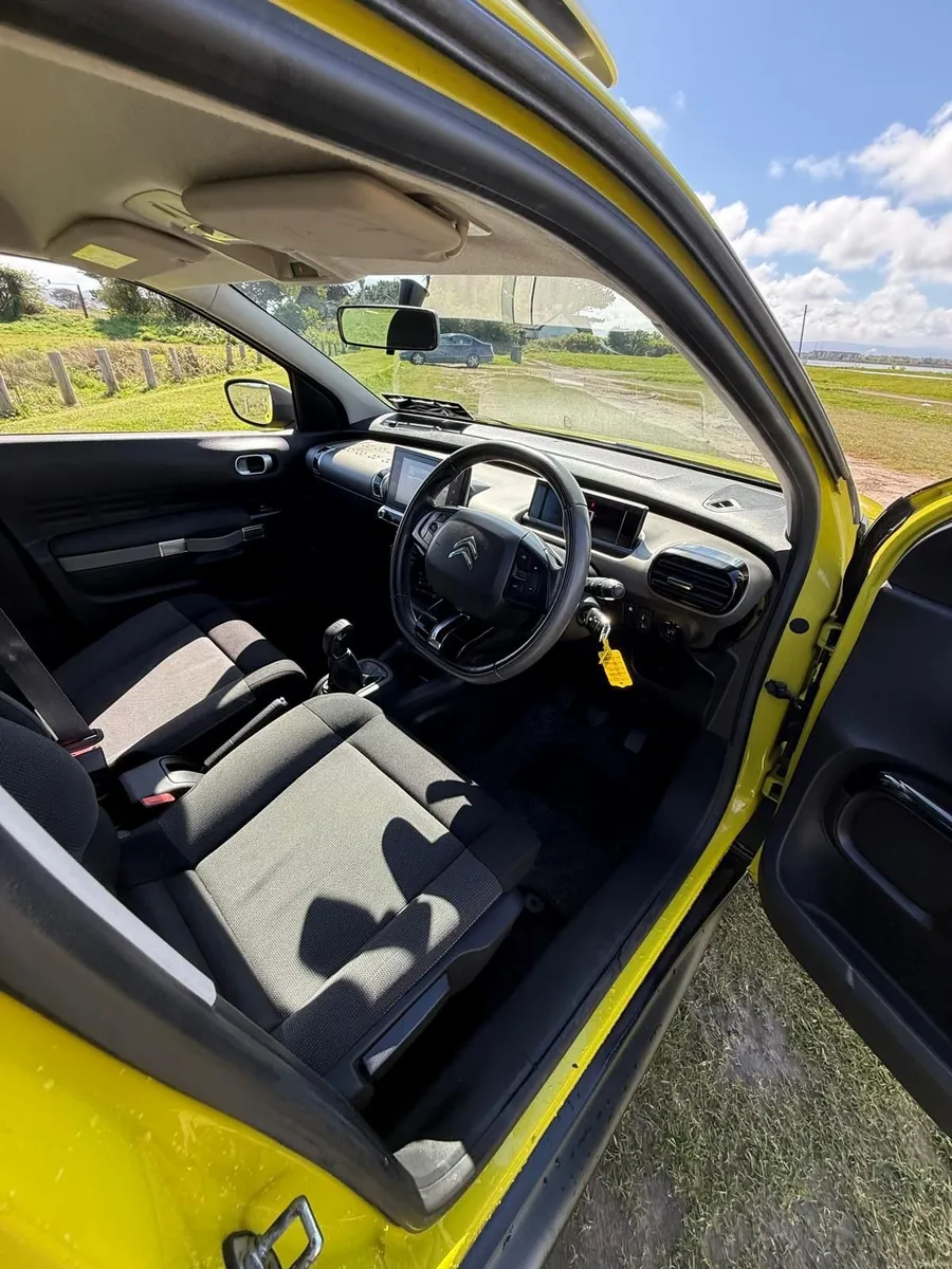 Citroen C4 2015 - Image 2