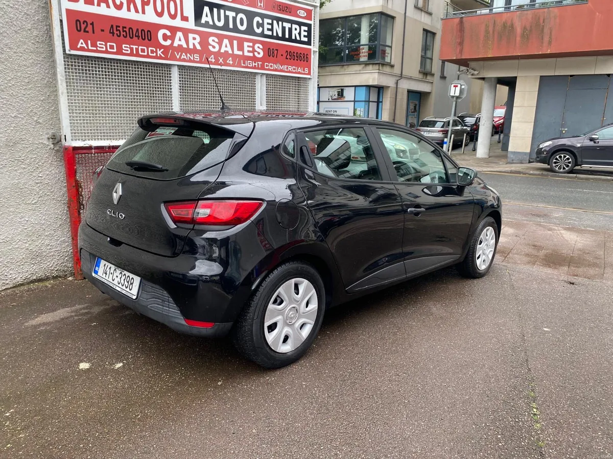 Renault Clio 2014 - Image 2