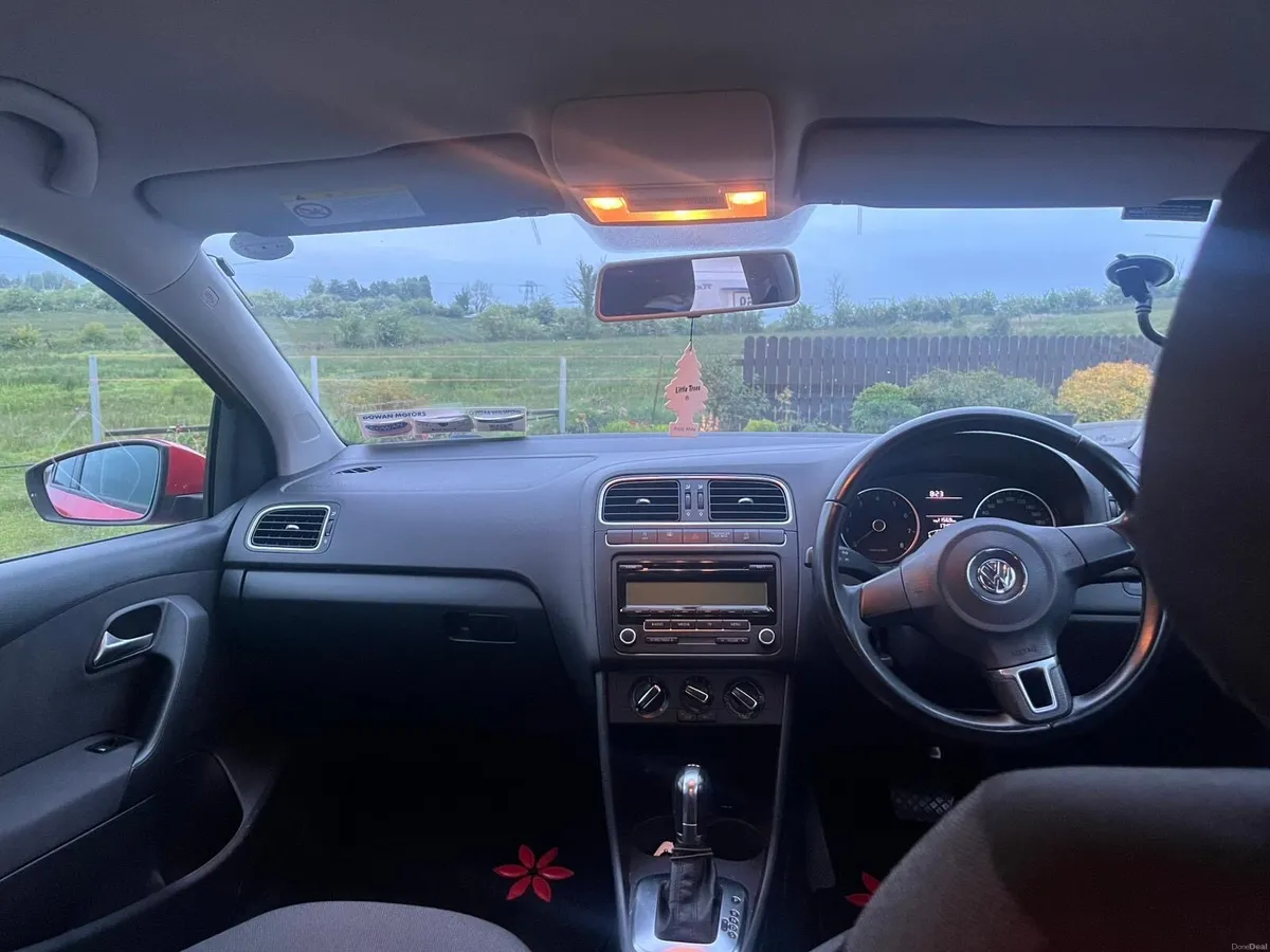 Car - Image 4